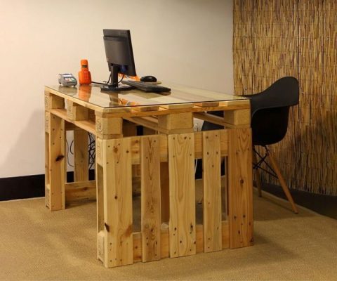 đóng bàn ghế bằng gỗ pallet