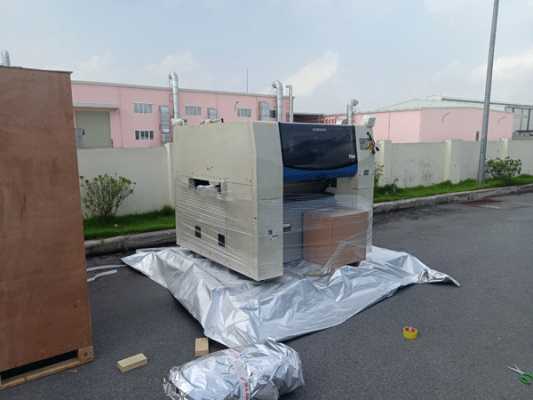 Máy móc cần đóng gói hút chân không